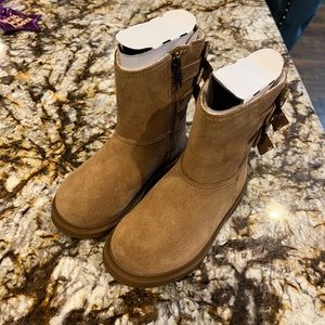 Brand New Toddler Girl Uggs